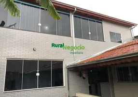 Foto 1 de Sobrado com 4 Quartos à venda, 230m² em Centro, Lorena