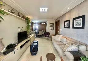 Foto 1 de Apartamento com 3 Quartos à venda, 178m² em Batista Campos, Belém