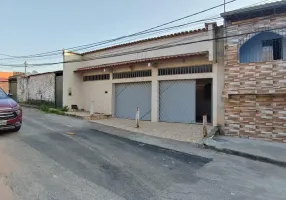 Foto 1 de Casa com 2 Quartos à venda, 245m² em Alto da Cruz, Camaçari
