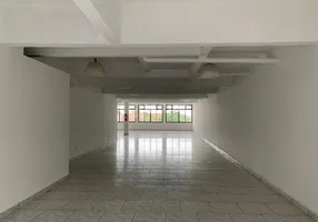 Foto 1 de Ponto Comercial para alugar, 220m² em Vila Ipiranga, Porto Alegre