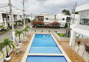 Foto 1 de Casa de Condomínio com 4 Quartos à venda, 180m² em Ipitanga, Lauro de Freitas