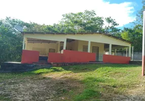 Foto 1 de Fazenda/Sítio com 3 Quartos à venda, 400m² em Zona Rural, Limoeiro