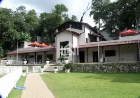 Foto 1 de Casa com 2 Quartos à venda, 850m² em Granja Viana, Embu das Artes