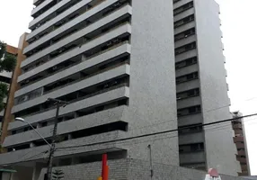 Foto 1 de Apartamento com 2 Quartos à venda, 84m² em Meireles, Fortaleza