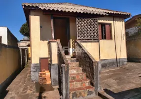 Foto 1 de Casa com 3 Quartos à venda, 200m² em Jardim Itú Sabará, Porto Alegre