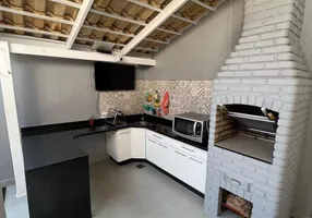 Foto 1 de Casa de Condomínio com 3 Quartos à venda, 100m² em Tubalina, Uberlândia