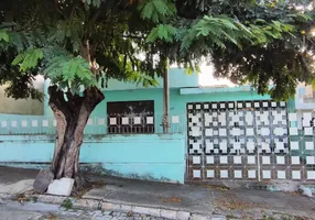 Foto 1 de Casa com 3 Quartos à venda, 200m² em Petropolis, Caruaru