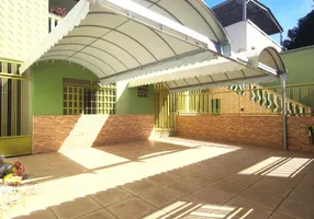 Foto 1 de Casa com 2 Quartos para alugar, 80m² em Gra Duquesa, Governador Valadares