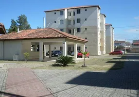 Foto 1 de Apartamento com 3 Quartos à venda, 55m² em  Pedra de Guaratiba, Rio de Janeiro