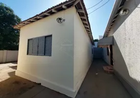 Foto 1 de Casa com 2 Quartos para alugar, 181m² em Centro, Araraquara