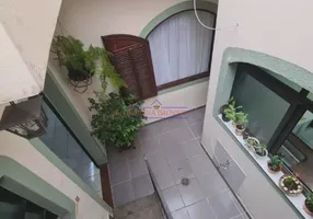 Foto 1 de Casa com 3 Quartos à venda, 120m² em Vila Scarpelli, Santo André