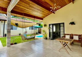 Foto 1 de Casa com 3 Quartos para venda ou aluguel, 180m² em Chacara Vale do Rio Cotia, Carapicuíba