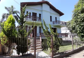 Foto 1 de Casa com 3 Quartos para alugar, 125m² em Cinquentenário, Caxias do Sul