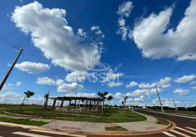 Foto 1 de Lote/Terreno à venda, 358m² em Santo Inácio, Cascavel