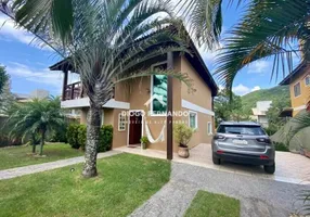 Foto 1 de Casa com 3 Quartos à venda, 230m² em Rio Tavares, Florianópolis