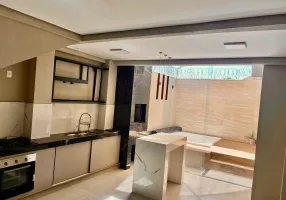 Foto 1 de Casa com 4 Quartos à venda, 220m² em Santa Rosa, Uberlândia