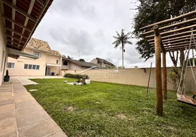 Foto 1 de Sobrado com 3 Quartos à venda, 177m² em Cajuru, Curitiba