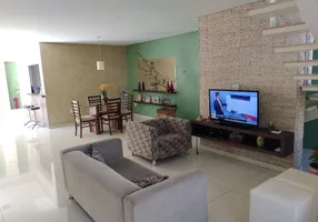 Foto 1 de Sobrado com 4 Quartos para venda ou aluguel, 240m² em Dic VI, Campinas