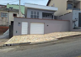 Foto 1 de Casa com 3 Quartos para alugar, 180m² em Jardim Brasil, São Roque