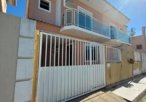 Foto 1 de Casa de Condomínio com 2 Quartos para alugar, 72m² em Condominio dos Passaros, Cabo Frio