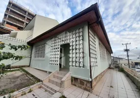 Foto 1 de Casa com 2 Quartos para alugar, 73m² em Centro, Florianópolis