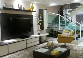 Foto 1 de Sobrado com 3 Quartos à venda, 298m² em Vila Assuncao, Santo André