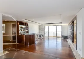 Foto 1 de Apartamento com 4 Quartos à venda, 185m² em Champagnat, Curitiba