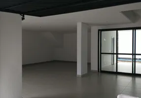 Foto 1 de Casa de Condomínio com 4 Quartos à venda, 400m² em Jardim Floresta, São Paulo