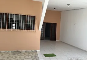 Foto 1 de Casa com 3 Quartos à venda, 270m² em Petrópolis, Maceió