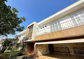 Foto 1 de Casa com 3 Quartos à venda, 500m² em Bosque da Saúde, São Paulo