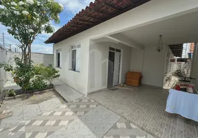 Foto 1 de Casa com 4 Quartos à venda, 225m² em Farolândia, Aracaju