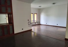 Foto 1 de Casa com 3 Quartos à venda, 240m² em Tabajaras, Uberlândia