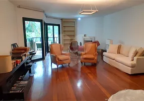 Foto 1 de Apartamento com 3 Quartos para venda ou aluguel, 228m² em Real Parque, São Paulo