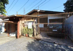Foto 1 de Casa com 3 Quartos à venda, 246m² em Jardim Itú Sabará, Porto Alegre