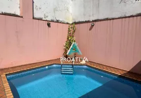 Foto 1 de Sobrado com 4 Quartos à venda, 250m² em Vila Bastos, Santo André