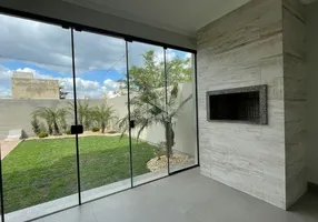Foto 1 de Casa com 3 Quartos à venda, 190m² em Parque da Matriz, Gravataí