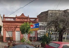 Foto 1 de Lote/Terreno à venda, 337m² em Navegantes, Porto Alegre