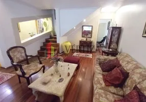 Foto 1 de Casa com 3 Quartos à venda, 130m² em Vila Olímpia, São Paulo