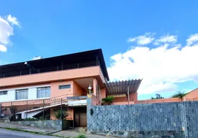 Foto 1 de Casa com 4 Quartos à venda, 377m² em Bairu, Juiz de Fora