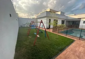 Foto 1 de Casa com 3 Quartos à venda, 244m² em Parque Bom Retiro, Paulínia