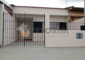 Foto 1 de Casa com 2 Quartos à venda, 65m² em Indaiá, Caraguatatuba