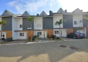 Foto 1 de Casa de Condomínio com 3 Quartos à venda, 133m² em Vila Nova, Porto Alegre