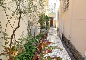 Foto 1 de Casa com 4 Quartos à venda, 200m² em Tijuca, Rio de Janeiro