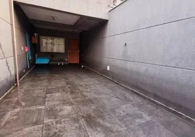 Foto 1 de Casa com 3 Quartos à venda, 106m² em Vila Romano, São Paulo