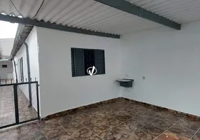 Foto 1 de Casa com 3 Quartos à venda, 110m² em Conjunto Residencial Araretama, Pindamonhangaba