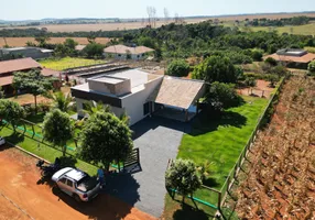 Foto 1 de Casa de Condomínio com 3 Quartos à venda, 1600m² em , Guapó