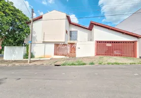 Foto 1 de Sobrado com 4 Quartos para venda ou aluguel, 266m² em Jardim Cardinalli, São Carlos