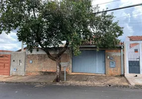 Foto 1 de Casa com 2 Quartos à venda, 125m² em Jardim Roberto Selmi Dei, Araraquara