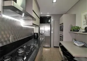 Foto 1 de Apartamento com 3 Quartos à venda, 210m² em Vila Suzana, São Paulo