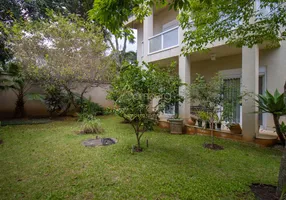 Foto 1 de Sobrado com 4 Quartos à venda, 467m² em Jardim dos Estados, São Paulo